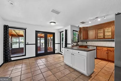 179 Forest Hills Drive, Douglas, GA 31535 - Photo 13