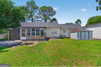 179 Forest Hills Drive, Douglas, GA 31535 - Photo 9