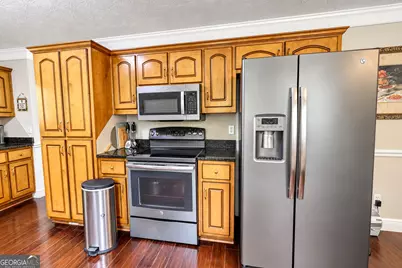 1042 Duke Drive SE, Conyers, GA 30013 - Photo 9