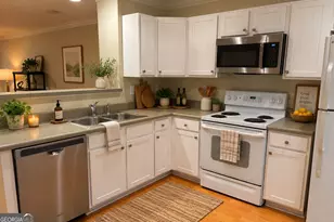1035 Barnett Shoals Rd, Athens, GA 30605 - Photo 7