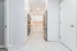 2914 Lenox Rd NE, Atlanta, GA 30324 - Photo 5
