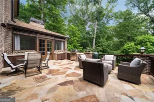 4207 Glengary Dr NE, Atlanta, GA 30342 - Photo 19