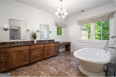 4207 Glengary Drive NE, Atlanta, GA 30342 - Photo 25
