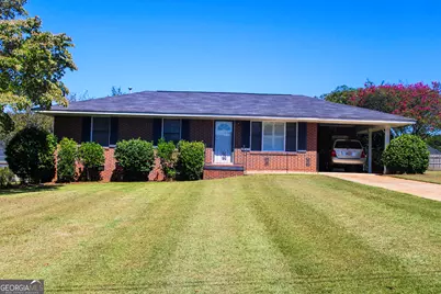 126 N Chilton Crescent, Lagrange, GA 30240 - Photo 1