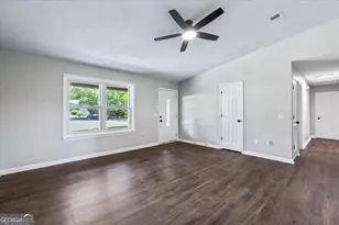 1016 Farr Ct, Hinesville, GA 31313 - Photo 9