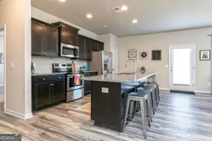 506 Lamplight Dr, Byron, GA 31008 - Photo 13