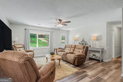27 Lynhaven Drive, Newnan, GA 30263 - Photo 11
