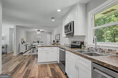 27 Lynhaven Drive, Newnan, GA 30263 - Photo 17