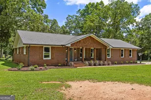 104 E Oak St, Luthersville, GA 30251 - Photo 3