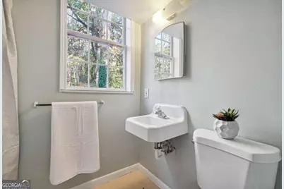 2073 E Roxboro Road NE #B, Brookhaven, GA 30324 - Photo 9