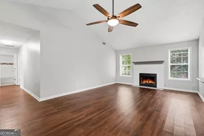 1105 Poplar Lane, Loganville, GA 30052 - Photo 11