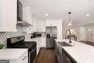 2266 Carver Dr, Atlanta, GA 30314 - Photo 3