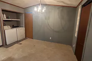 269 Lakeview Dr, Locust Grove, GA 30248 - Photo 5