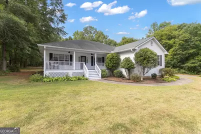 8 Melba Court, Senoia, GA 30276 - Photo 3