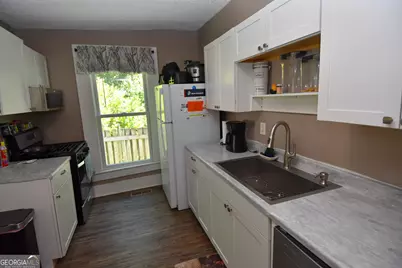 115 Lamar Street, Barnesville, GA 30204 - Photo 9