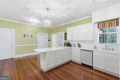 309 S College Street, Twin City, GA 30471 - Photo 23