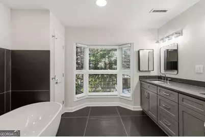 3475 Oak Valley Road #140, Atlanta, GA 30326 - Photo 19