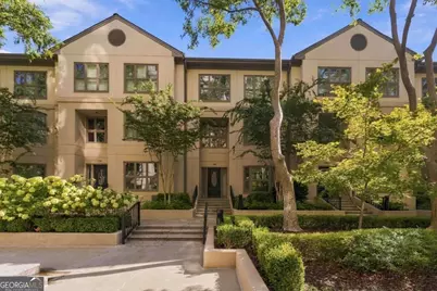 3475 Oak Valley Road #140, Atlanta, GA 30326 - Photo 41