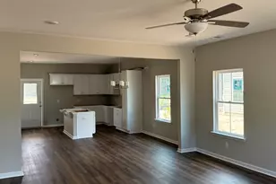 23 Ransom Dr, Darien, GA 31305 - Photo 7