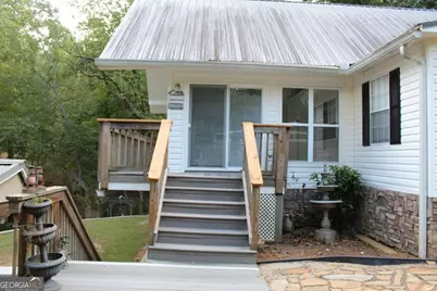 190 Roberts Point, Jackson, GA 30233 - Photo 5
