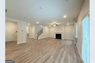 365 Chestnut Chase, Hoschton, GA 30548 - Photo 7