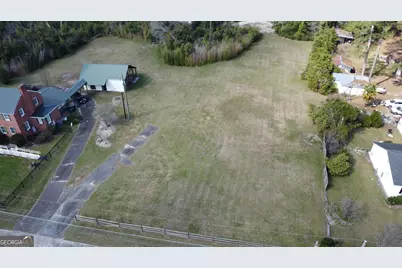 39 E Calhoun Street, Wadley, GA 30477 - Photo 13