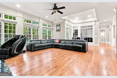 10380 Royal Terrace, Johns Creek, GA 30022 - Photo 15