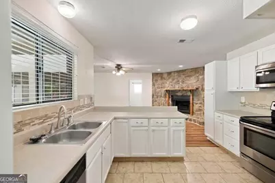 120 Haag Drive, Warner Robins, GA 31093 - Photo 13