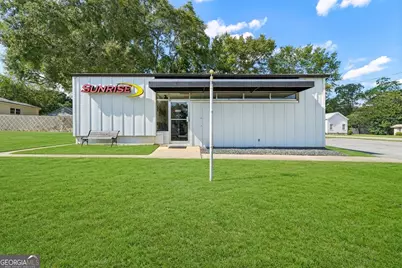 224 E Broad Street, Winder, GA 30680 - Photo 3