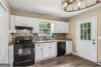 6360 Quail Trail, Gainesville, GA 30506 - Photo 9