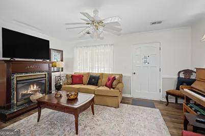 121 Laprade Rd, Griffin, GA 30223 - Photo 5