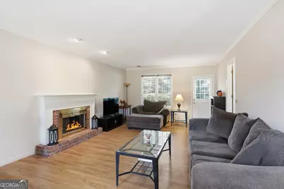 166 Knollwood Drive NW, Marietta, GA 30064 - Photo 7