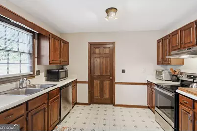 166 Knollwood Drive NW, Marietta, GA 30064 - Photo 11