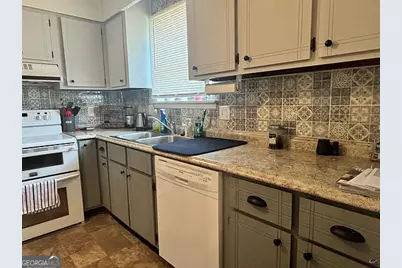 124 Stonehedge Drive, Warner Robins, GA 31088 - Photo 5
