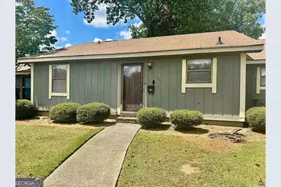 124 Stonehedge Drive, Warner Robins, GA 31088 - Photo 1