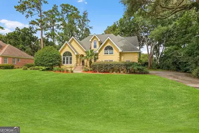 230 Lyman Hall, Savannah, GA 31410 - Photo 3