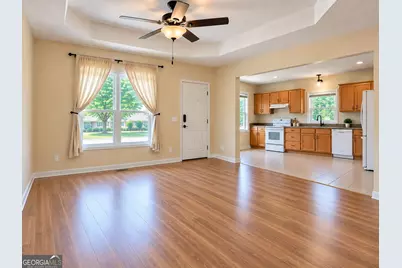 209 Henderson Street, Thomasville, GA 31792 - Photo 5