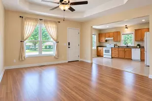 209 Henderson St, Thomasville, GA 31792 - Photo 5
