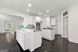 776 Oak Trail Dr, Marietta, GA 30062 - Photo 15