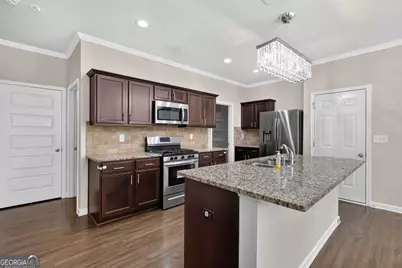 3744 Hampshire Walk SW, Atlanta, GA 30331 - Photo 9