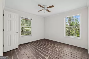 7694 Rockbridge Rd, Lithonia, GA 30058 - Photo 9