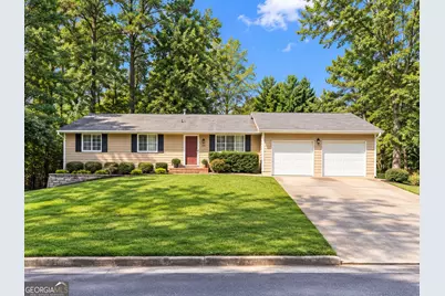 5104 Rock Glen Drive, Stone Mountain, GA 30088 - Photo 1