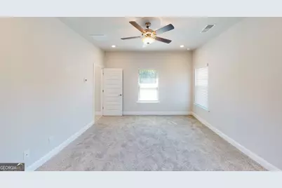 1033 Holliday Pass, Griffin, GA 30223 - Photo 21