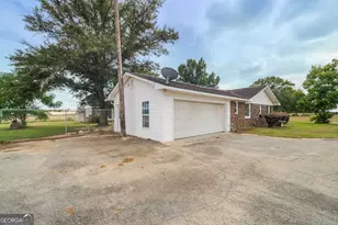 284 Dillard Cary Dr, Cochran, GA 31014 - Photo 39