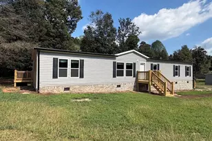 97 Trinity Ct, Royston, GA 30662 - Photo 1