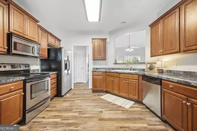 33 Martha's Place NW, Cartersville, GA 30121 - Photo 7