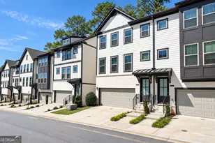 1322 Stanley Pk Dr, Decatur, GA 30033 - Photo 1