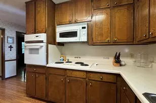 2032 Merle Dr, Conyers, GA 30013 - Photo 11