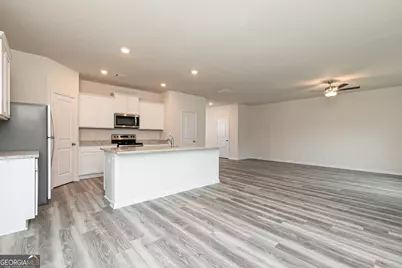 391 Sand Dune Way, Conyers, GA 30013 - Photo 5