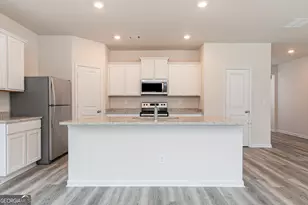 391 Sand Dune Way, Conyers, GA 30013 - Photo 11